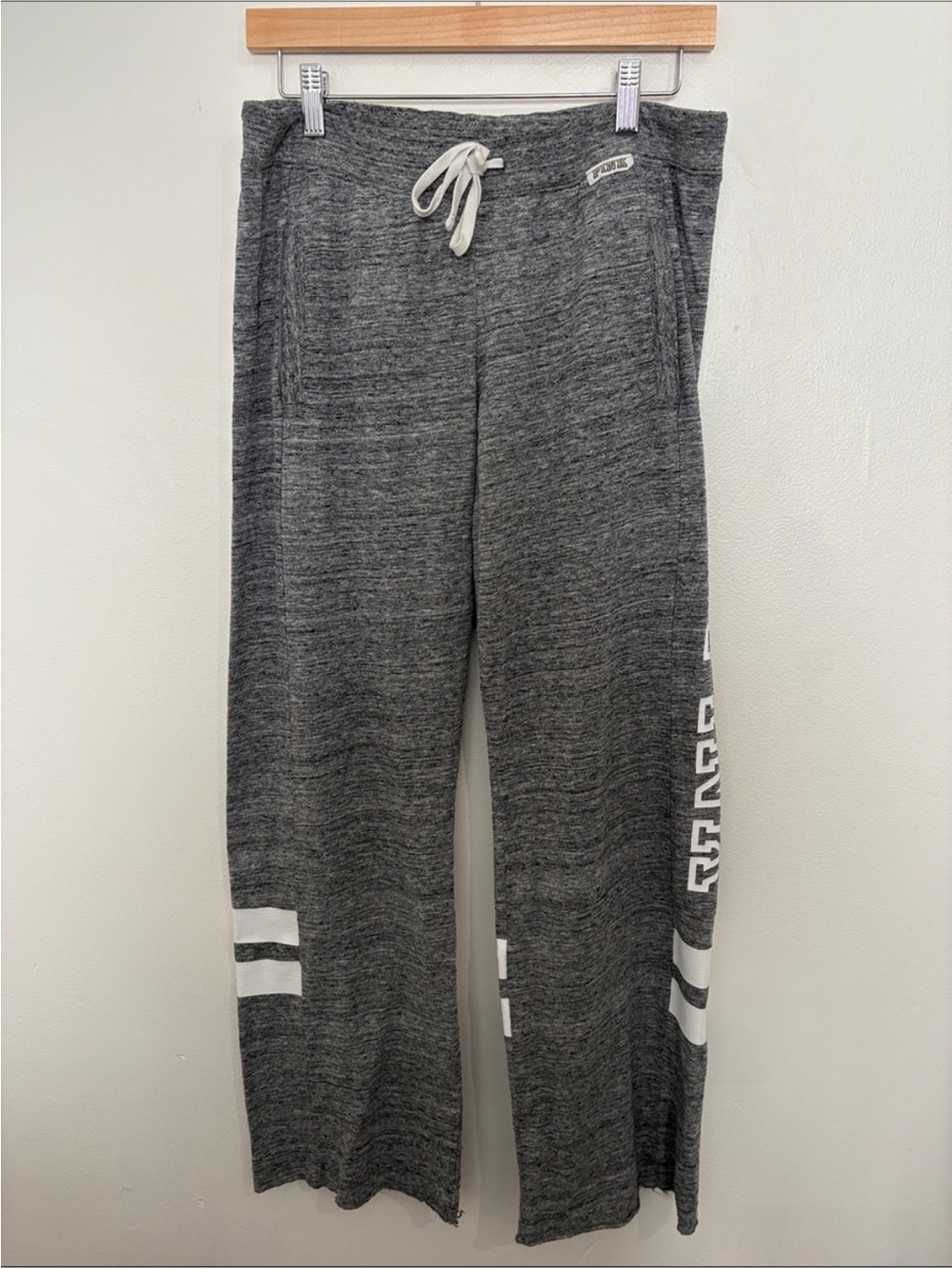 PINK Victoria's Secret
Sweatpants
